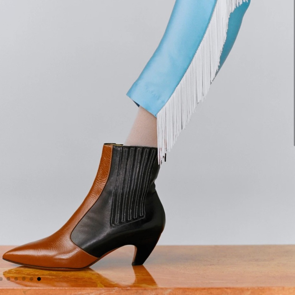 LABUCQ Katy Boots two tone